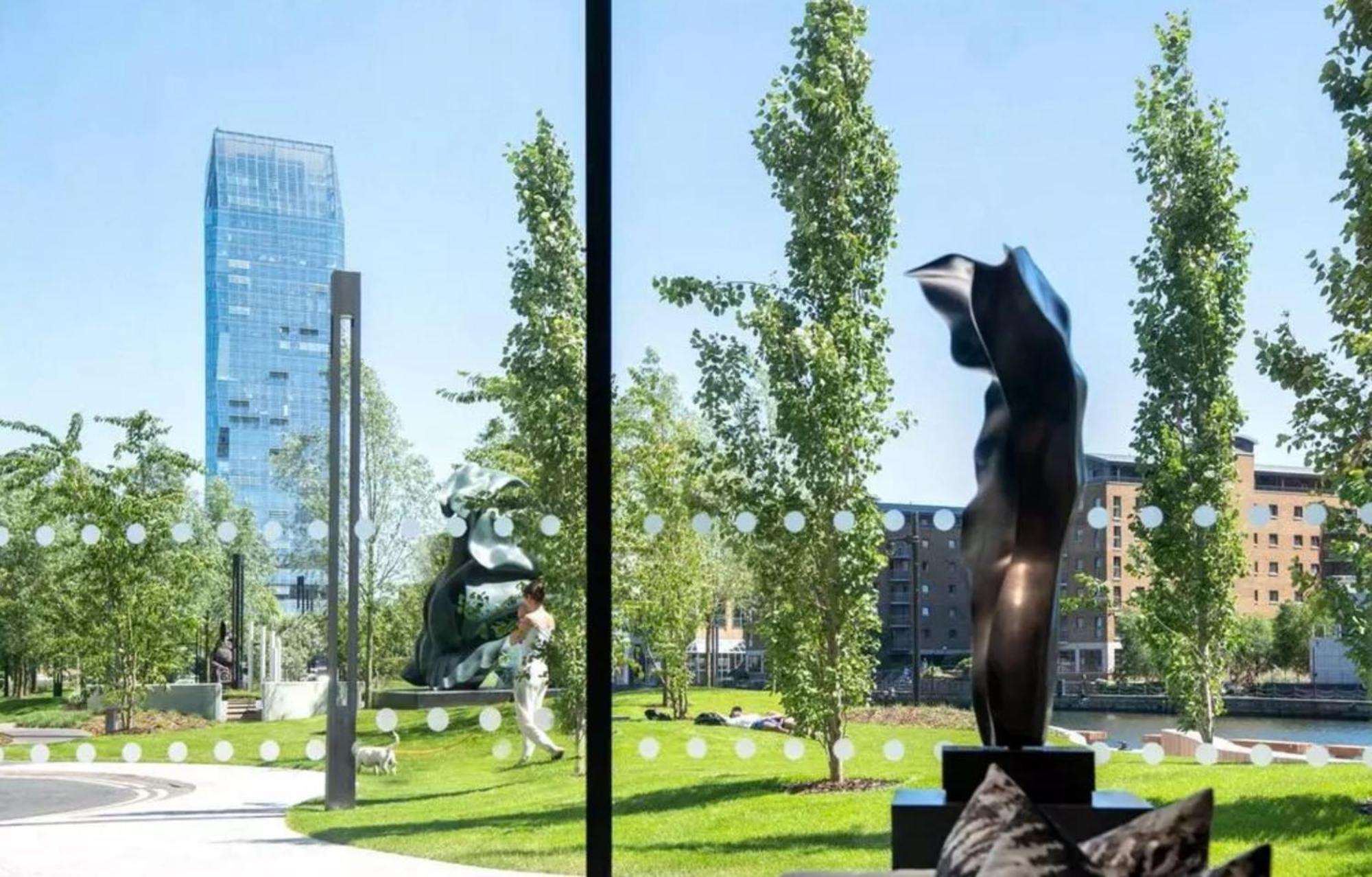 Two Bedrooms Penthouse One Park Drive, Canary Wharf ロンドン エクステリア 写真