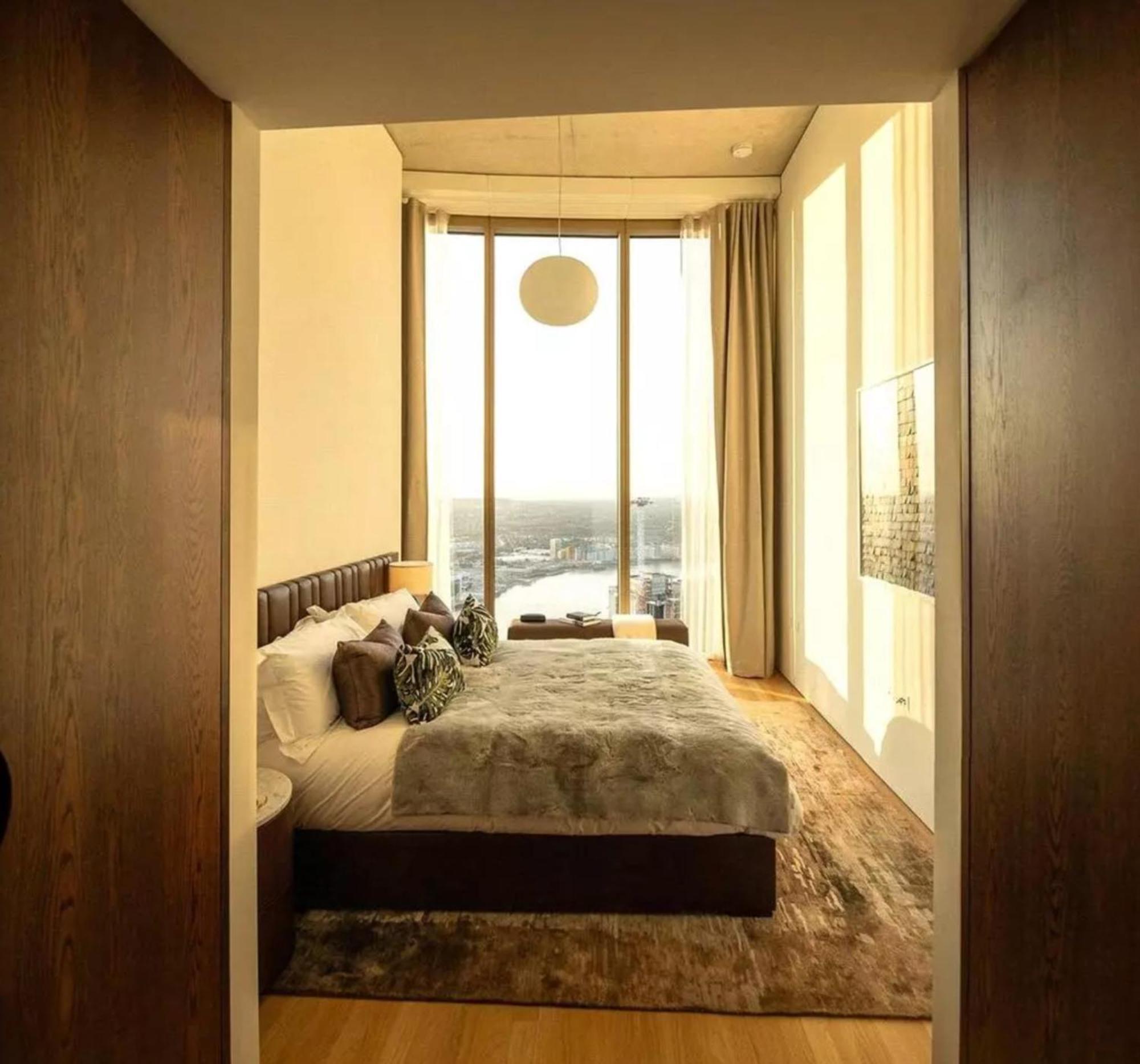 Two Bedrooms Penthouse One Park Drive, Canary Wharf ロンドン エクステリア 写真